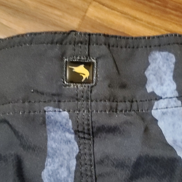 Salt Life Blue and Orange Men's Board Shorts - Picture 6 of 6